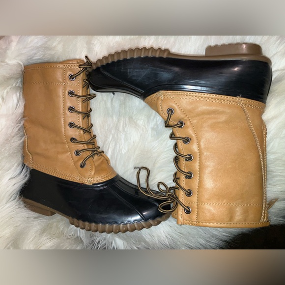 Madden Girl Navy Zip-Up Flurry Duck Boot - Picture 8 of 13